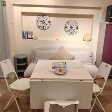 49 Passi Apartman Capri